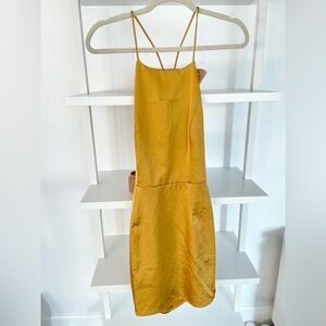 LOLA MINI DRESS
superdown